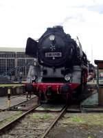 50 3552-2 steht am 06.08.11 in Hanau auf der Drehscheibe