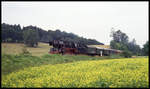 Am 26.6.1993 kam die DB Museumslok 50622 mit einem Sonderzug über die Elsenztalbahn. Hier erreicht der Zug gerade den Ortsrand von Sinsheim auf der Fahrt nach Jagstfeld.