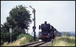 Auf dem Weg nach Jagstfeld erreicht hier am 26.6.1993 um 16.04 Uhr die DB Museumslok 50622 mit ihrem Sonderzug Steinsfurt.