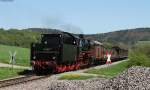 50 2988 mit einem Fotogterzug (Zollhaus Blumberg-Weizen) bei Epfenhofen 28.4.12