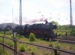 Dampflok 52 3552-2 machte beim Dampflokfest in Hanau Lokfhrerstandsmitfahrt am 15.05.2005.