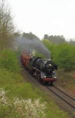 Mit dem DGz 91675 ist 50 0072-4 bei Ettenhausen unterwegs (10.04.2014)