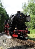 Historische Eisenbahn Frankfurt 52 4867 am 05.06.17 in Taunus bei Kelkheim 