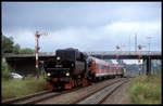 Dampflok 524867 ist hier am 2.10.2005 mit einem Regionalzug unterwegs.