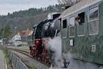 50 Jahre EFZ (||) - 52 7596 kurz nach dem Beginn der Sonderzugfahrt von Sigmaringen nach Storzingen (09.04.2023)