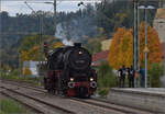 Dampftage Rottweil 2024.

52 7596 setzt in Oberndorf auf die andere Zugseite um. Dabei trifft sie eine standesgemäße Fangemeinde unter den Fotografen. Oktober 2024.