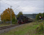 Dampftage Rottweil 2024.

Viva Mexico, pardon, viva EFZ mit 52 7596 in Altoberndorf. Oktober 2024.