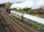 Nun eilt er fort, der Sonderzug auf Abschiedsfahrt der 52 8047 von Nossen ber Rowein - Dbeln - Riesa - Coswig - Dresden-Neustadt - Meissen und zurck nach Nossen; 28.10.2007  