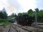 Der Sonderzug mit 52 8154-8 wird am 31.05.2008 in Cranzahl zur Rckfahrt nach Leipzig bereitgestellt