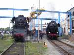 65 1049 und 52 8195 an der Bekohlung im DLW-Meiningen am 06.09.08.