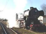 Die 52 8177-9 steht im Bahnhof Rvershagen und wartet auf den Kohlenachschub.Aufgenommen am 18.12.04