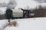 52 8079-7 kommt am 28.02.09 vom Wasserfassen aus Schwarzenberg zurck und macht sich wieder auf dem Weg nach Cranzahl.