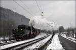 52 8075 kmpft sich die Steigung bei Benolpe hinauf um den Nikolauszug zurck nach Siegen zu bringen.