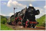 Dampffestival 2010 (im DDM): 52 8195 mit dem SDZ aus Nrnberg via Bayreuth; hier kurz vor Trebgast, 23.5.2010.