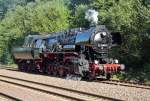 Die Lbauer 52 8080-5 war am 20.08.2010 beim Heizhausfest in Chemnitz-Hilbersdorf fr die Fhrerstandsmitfahrten zustndig und pendelte auf dem Gleis Richtung Niederwiesa.