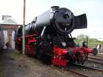 BR 52 4867 (kalt) vor dem Hafenbahn Depot im Ostbahnhof am Tag der Frankfurter Vehrkersgeschichte am 21.09.08 