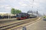 52 8134 mit einem Sonderzug im Neuwieder HBF am 14.5.11