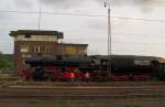 HE 52 4867 (90 80 0052 867-3 D-HEF) mit den Sonderzgen aus Frankfurt (M) Sd und Basel zu  Rhein in Flammen , im Bf Rdesheim (Rhein); 02.07.2011