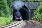 Tunnelfahrt zum Stadtjubiläum in Triberg.