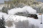 Sonderfahrt der EFZ am 30. Dezember 2011 mit der 52 7596 von Rottweil nach Triberg zum Winterzauber. Zwischendurch gab es Tunnelfahrten auf der Schwarzwaldbahn (KBS 720). Hier aufgenommen auf der Fahrt nach St.Georgen bei Nußbach/Steinbeiß.