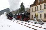 52 8154 berholt die 52 8079 im Bahnhof Annaberg-Buchholz Sd.