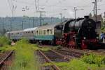 52 4867 der HEF beim Halt in Koblenz Ltzel am 02.06.2012