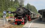 52 7596 mit dem DPE 20293 (Titisee-Lffingen) in Neustadt 11.8.12