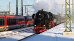 Sonderzug ins Erzgebirge mit Baureihe 52 in Chemnitz Hbf am 08.12.2012