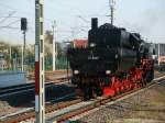 52 4867 bei einer Rangierfahrt im Bf Ober-Roden (Kreis Offenbach)anllich einer Damfsonderfahrt auf der Dreieichbahn.