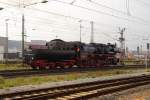 52 8195 der Fränkischen Museums-Eisenbahn am Vormittag des 06.09.2014 beim Umsetzen im Schweinfurter Hauptbahnhof.