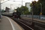 52 4867 am Morgen des 05.09.2015 beim Bereitstellen des Sonderzuges der Historischen Eisenbahn Frankfurt (HEF) im Bahnhof Frankfurt/Main-Süd.