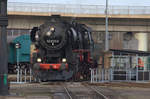 52 8131-6 auf der Drehscheibe der  Eisenbahnwelten  Gera 10.12.2016 14:26 Uhr.