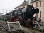 Sonderzug zum Saisonausklang in Weimar Berkaer Bahnhof mit Dampflok 52 8154-8 dahinter ein Bghwe, 1 Bom und am Ende eine 118 der MEG 207.Sie fuhren dann nach kurzen Aufenthalt zum Hbf zurck und