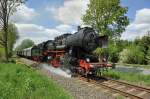 Die 528134-0 der Eisenbahnfreunde Betzdorf heute am 13.5.2012 zwischen Altenkirchen und Ingelbach