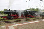 EMBB 52 8154-8 mit dem DPE 68873 von Leipzig-Plagwitz nach Meiningen, am 02.09.2023 in Neudietendorf.