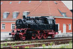 Denkmal Lokomotive 64317 am 31.05.2007 im HBF Frankfurt an der Oder.