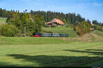 Die noch VHE 64 518 ist am 08.10.2023 auf einer ihrer letzten Fahrten im Emmental und konnte hier kurz vor Sumiswald aufgenommen werden