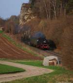  64 419 als Fotozug DGS92076 am 21.04.2013 bei Peilstein