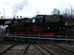 65 1049-9 auf der Scheibe des Bw Dresden-Altstadt.20.03.09