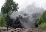 65 1049-9 frt am 22.05.09 unter volldampf in den Bahnhof Grnsttel ein.