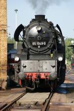 20.08.2011, 65 1049-9 am Ringlokschuppen 1, Heizhausfest im Schsischen Eisenbahnmuseum Chemnitz-Hilbersdorf  -die Verffentlichung der Bilder erfolgt in der Hoffnung, die Maschine mglichst bald