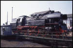 Lokparade am 17.4.1993 am BW Arnstadt: 651049 ist im BW Arnstadt angekommen und wird gedreht.
