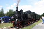 Mit ihrem Sonderzug kam die BR 70 083 am 26.7.09 zum Sonderbahnsteig  Bahnpark Augsburg .