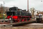 74 1192 auf der Drehscheibe im Eisenbahnmuseum Bochum Dahlhausen, März 2025.