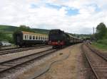 BR 75 1118 der Lokalbahn Amstetten-Gerstetten fhrt mit dem P105 in Ftzen (Wutachtalbahn)ein.