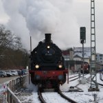 Dreiknigsdampf 2010.Am Tbingen Hbf 03.01.2010 um 9:09 ist die Tenderdampflokomotive 78 468 mit dem Wasser fassen fertig.