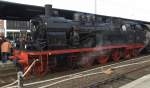 78 468 beim Wasser nachtanken am 24.10.2009 im Hbf Solingen (Ohligs)whrend des Mngstener Brckenfests