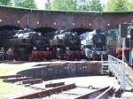 86 1607-0, 86 1049-5 und 86 283 vor dem Ringlockschuppen des Schwarzenberger Eisenbahnmuseums zum 15-jhrigen Bestehens.Aufgenommen am 19.05.07.