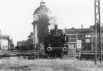 Nochmal 86 346 am 25.10.1975 auf der Drehscheibe im alten Bw Plochingen.