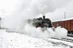 86 333 der WTB(Wutachtalbahn)ist anllich der 4.Rottweiler Dampftage zu Gast bei den EFZ(Eisenbahn-Freunde-Zollernbahn).Sie legt sich mchtig ins Zeug und fhrt die Fhrestandsmitfahrten an diesem